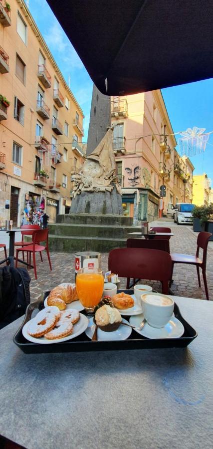 Piazza Martiri Rooms Cagliari Luaran gambar