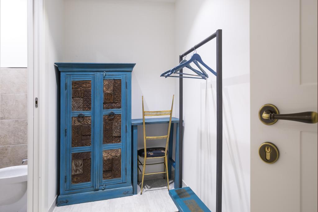 Piazza Martiri Rooms Cagliari Bilik gambar